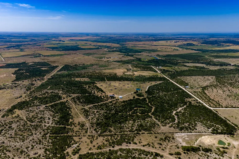 221 County Road 225 Wingate, TX 79566
