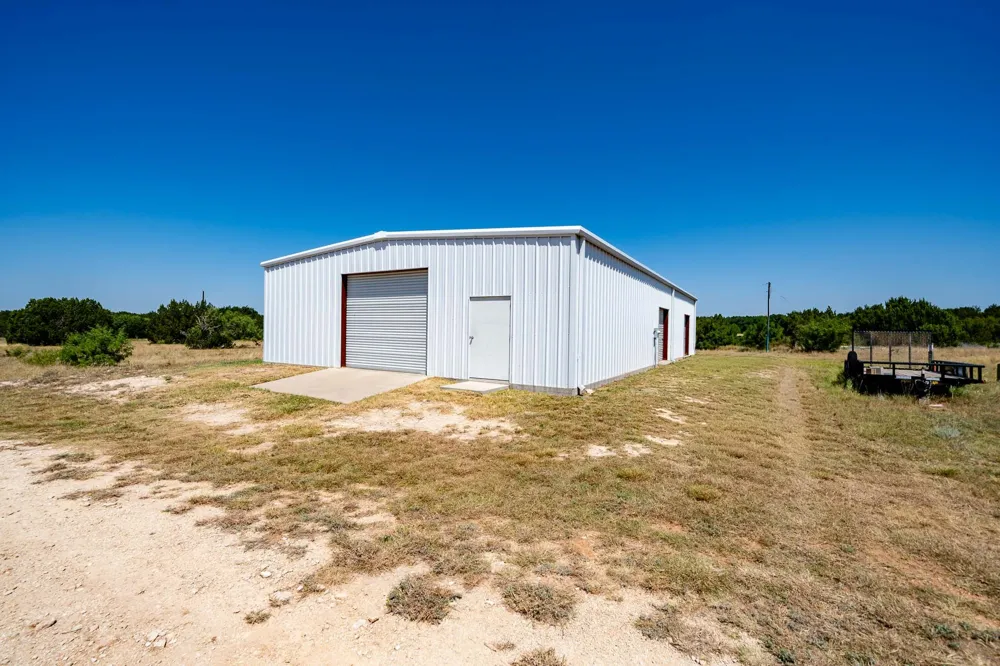 221 County Road 225 Wingate, TX 79566