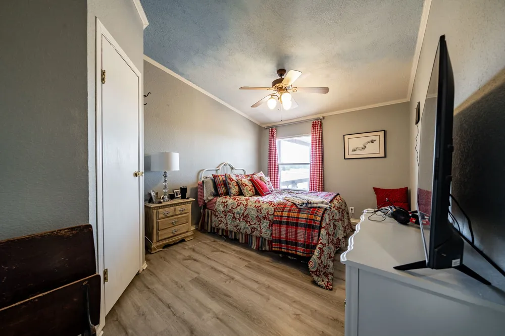 221 County Road 225 Wingate, TX 79566