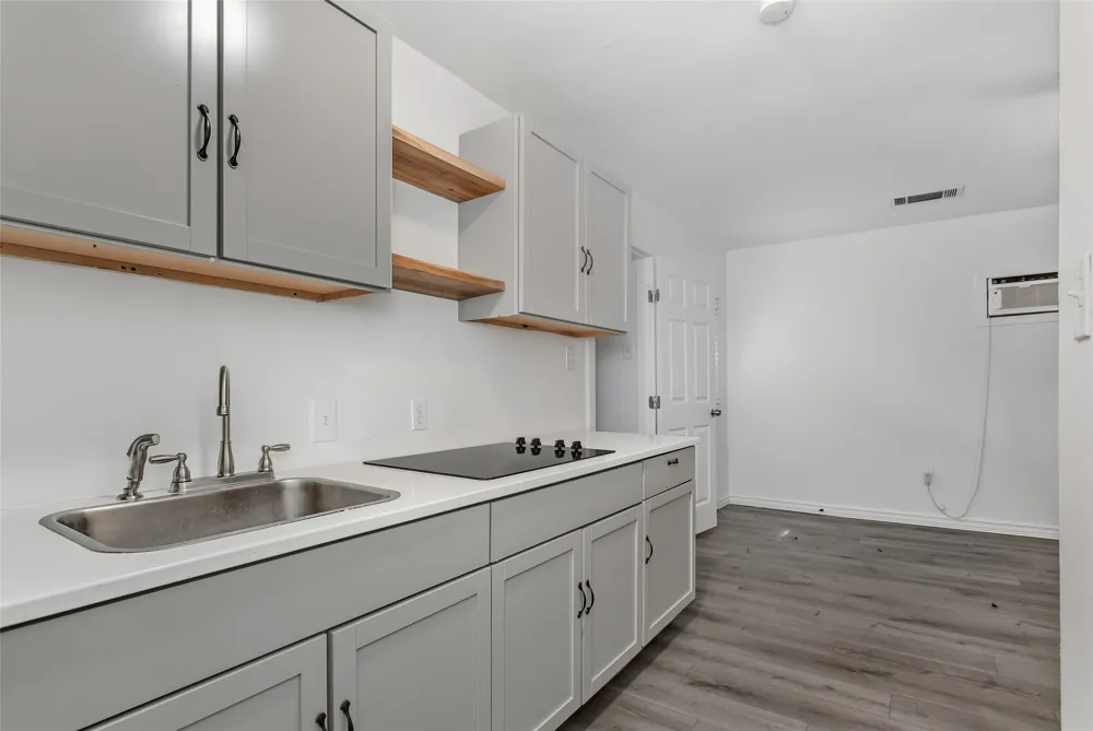 2351 Longhorn Street #C Dallas, TX 75228