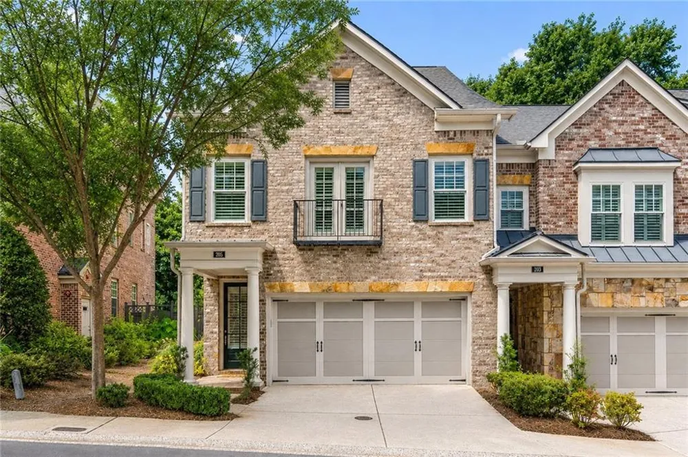 205 Nottaway Lane Alpharetta, GA 30009