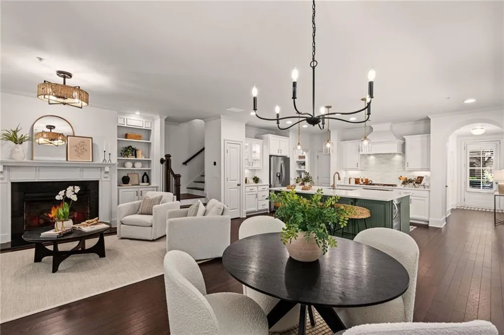 205 Nottaway Lane Alpharetta, GA 30009