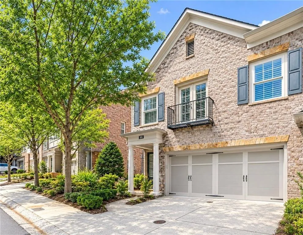 205 Nottaway Lane Alpharetta, GA 30009