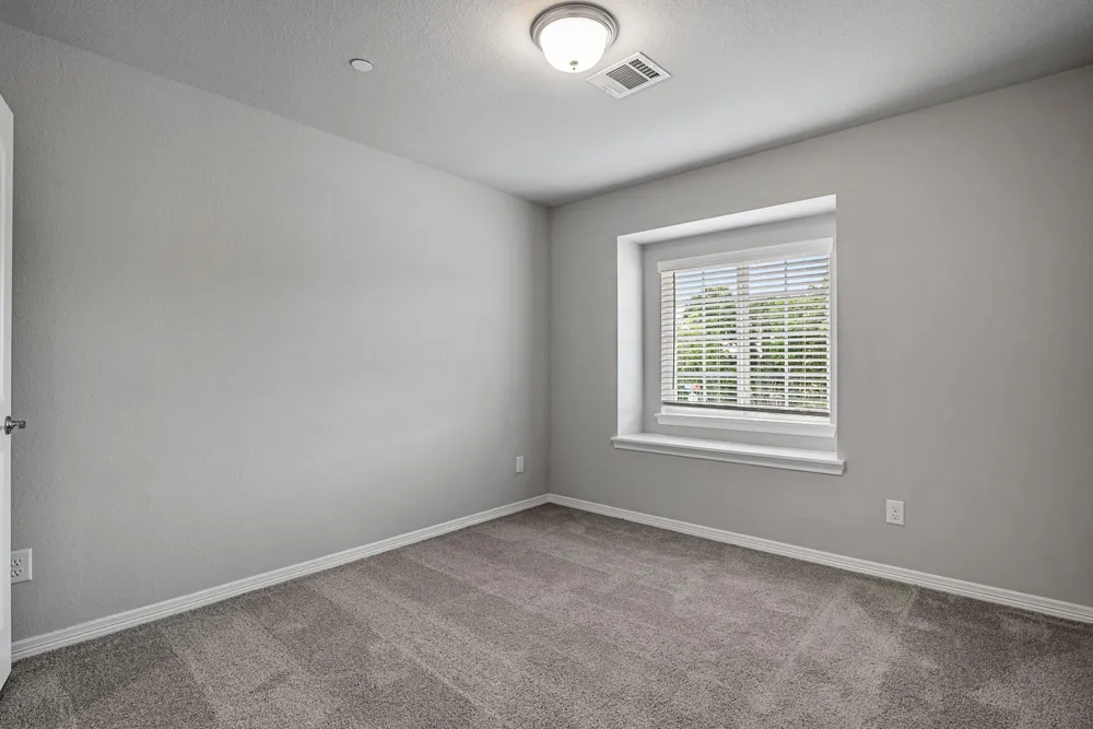 2339 Seven Oaks Boulevard #16 Tomball, TX 77375