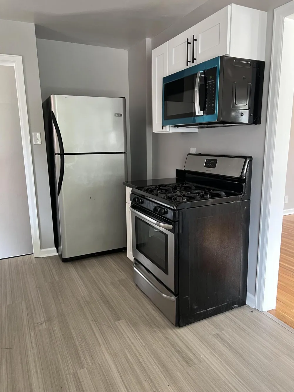 1038 Detroit Avenue Lincoln Park, MI 48146