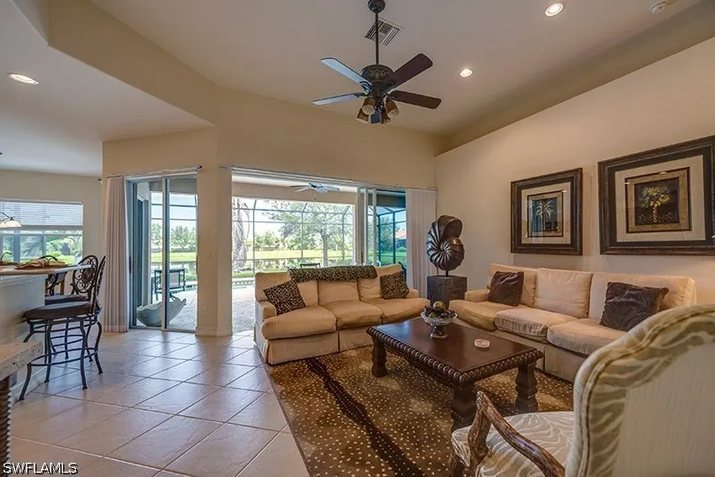 Dogleg Drive Naples, FL 34113