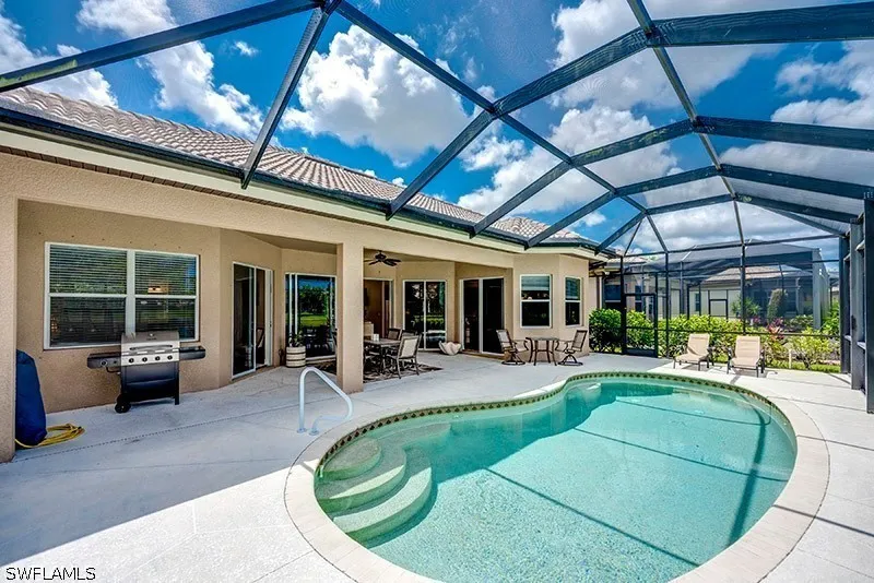 Dogleg Drive Naples, FL 34113