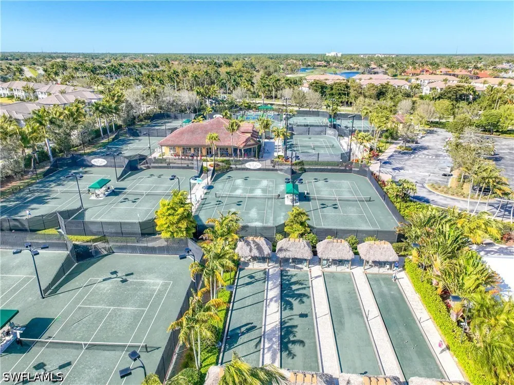 Dogleg Drive Naples, FL 34113