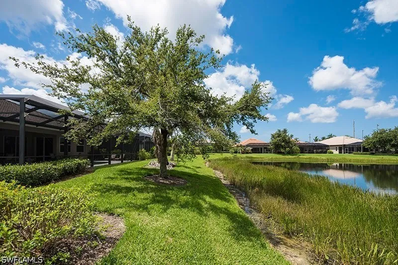 Dogleg Drive Naples, FL 34113