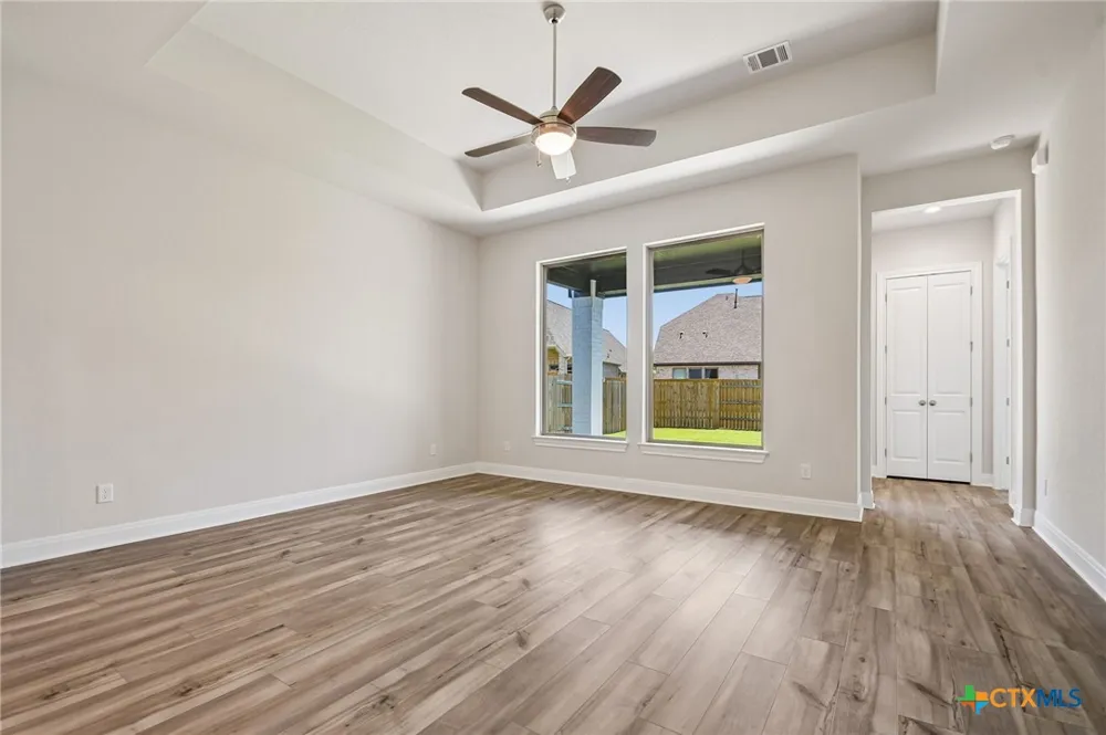 121 Prickly Poppy Loop Kyle, TX 78640