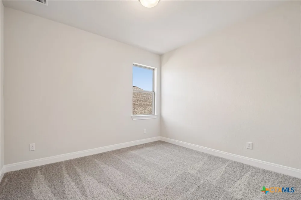 121 Prickly Poppy Loop Kyle, TX 78640