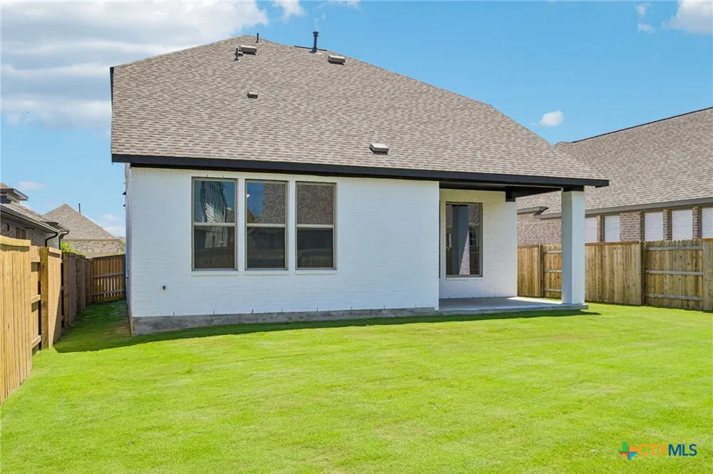 121 Prickly Poppy Loop Kyle, TX 78640