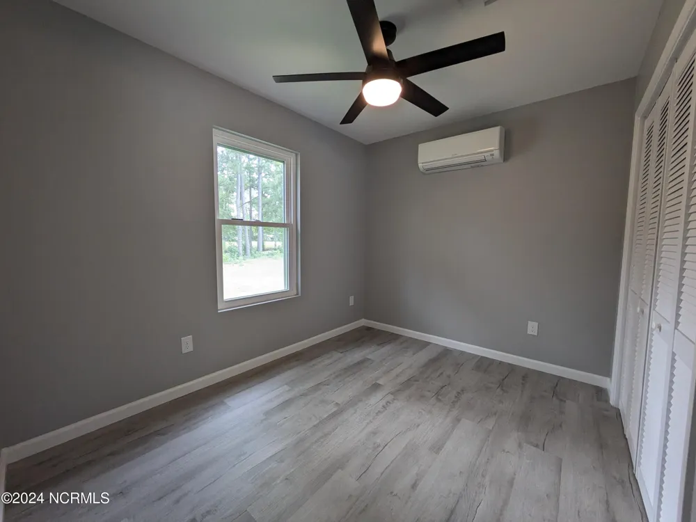 120 Long Pond Loop Stella, NC 28582