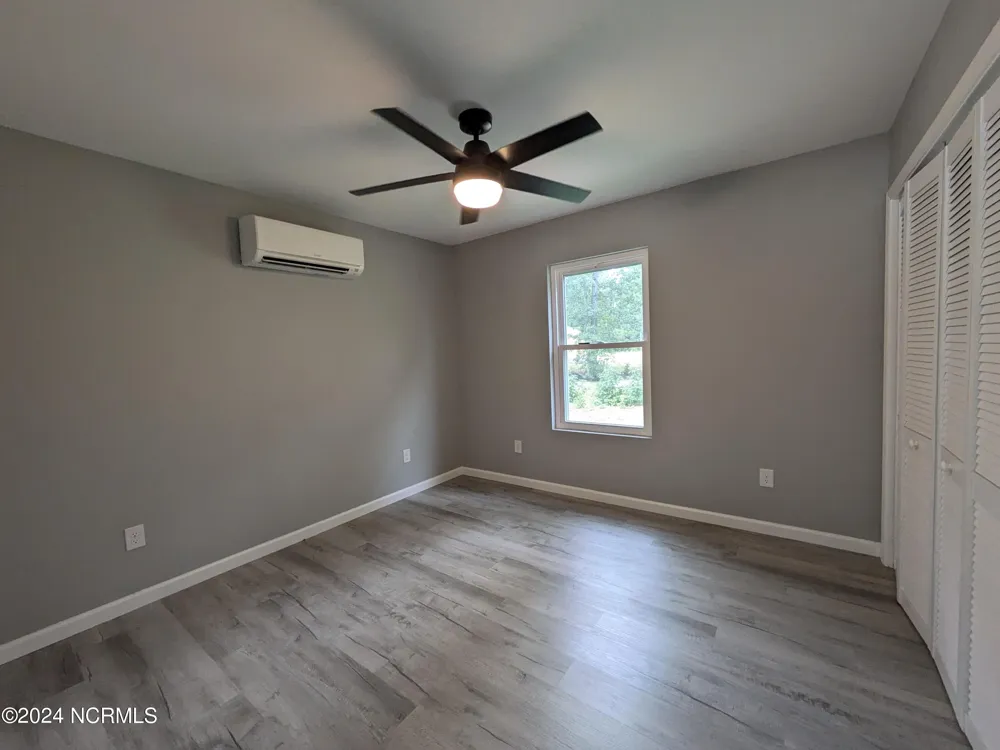 120 Long Pond Loop Stella, NC 28582