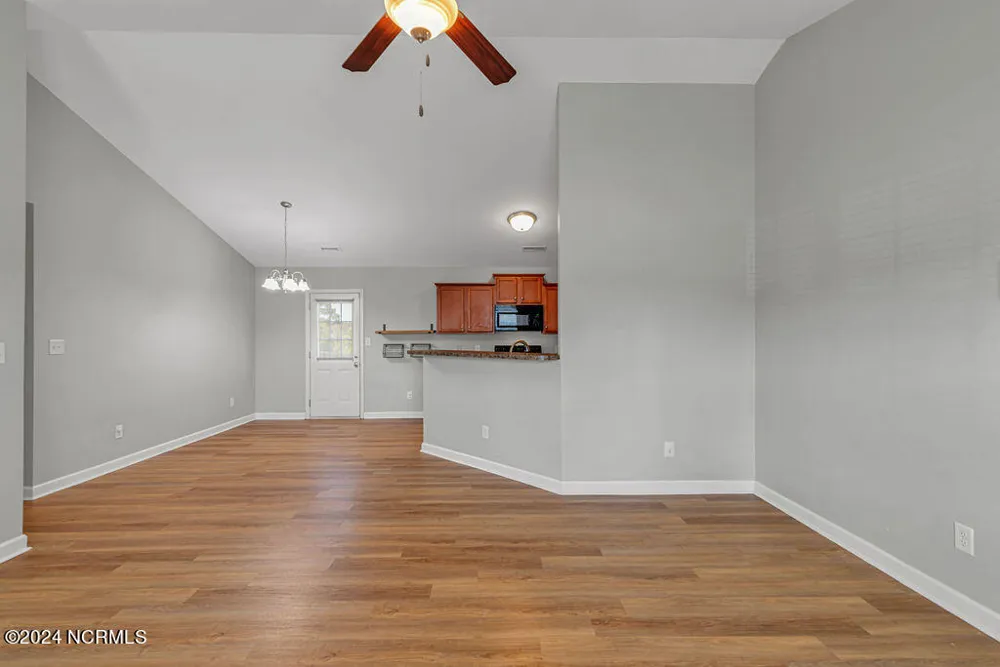 303 Sinclair Lane Hubert, NC 28539