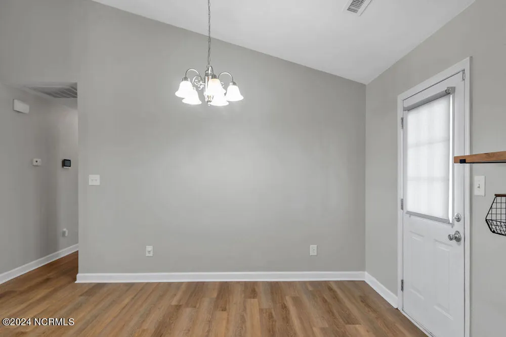 303 Sinclair Lane Hubert, NC 28539