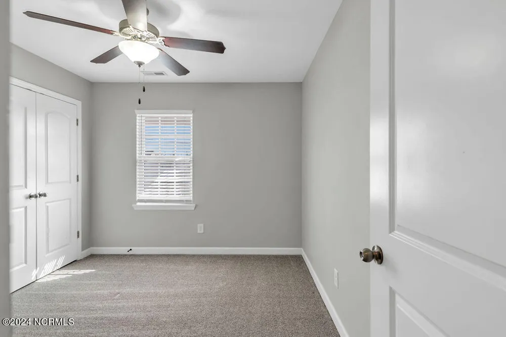 303 Sinclair Lane Hubert, NC 28539