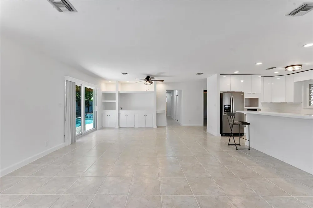 5200 NE 18TH TERRACE Fort Lauderdale, FL 33308