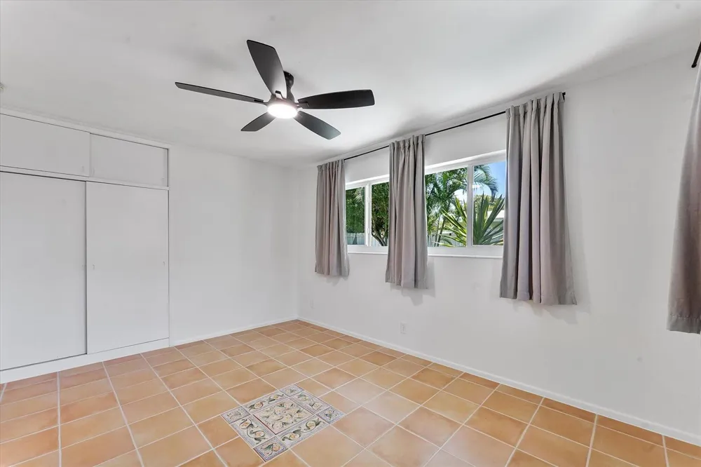 5200 NE 18TH TERRACE Fort Lauderdale, FL 33308