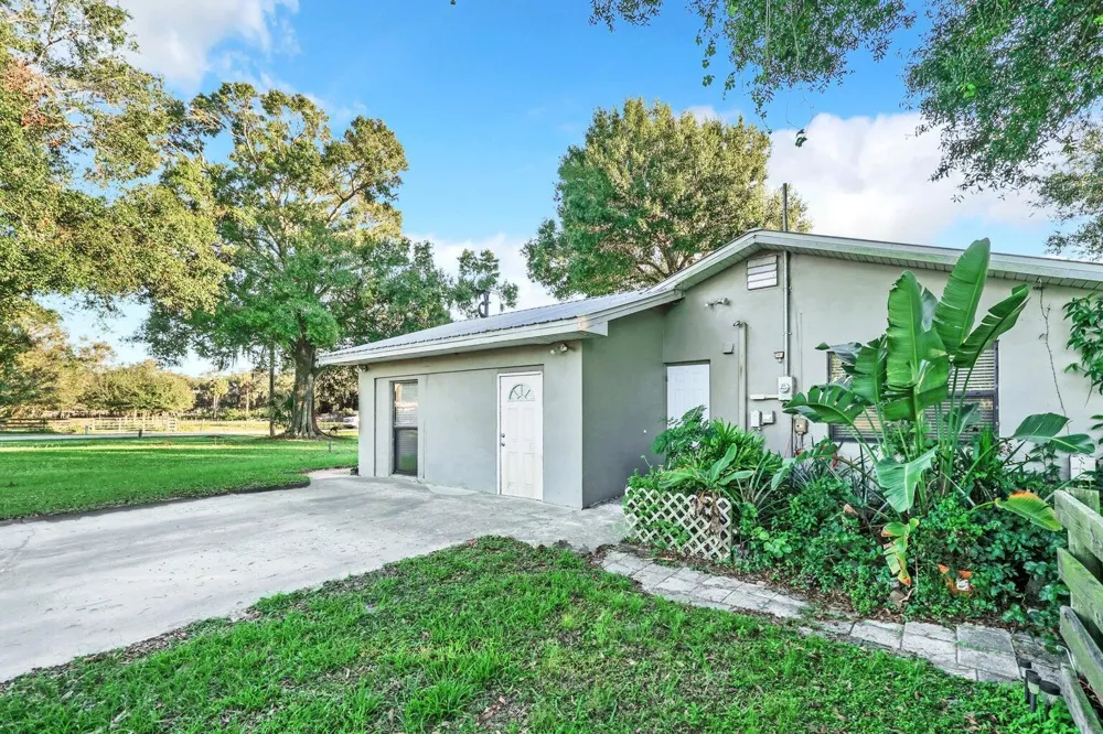 1031 SW 24th Avenue Okeechobee, FL 34974