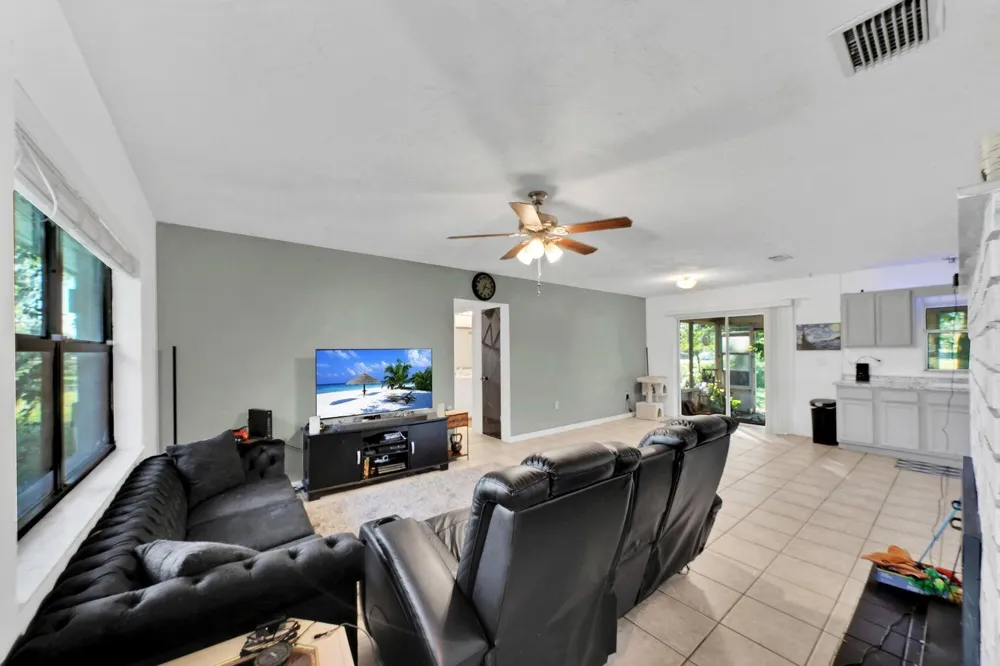 1031 SW 24th Avenue Okeechobee, FL 34974