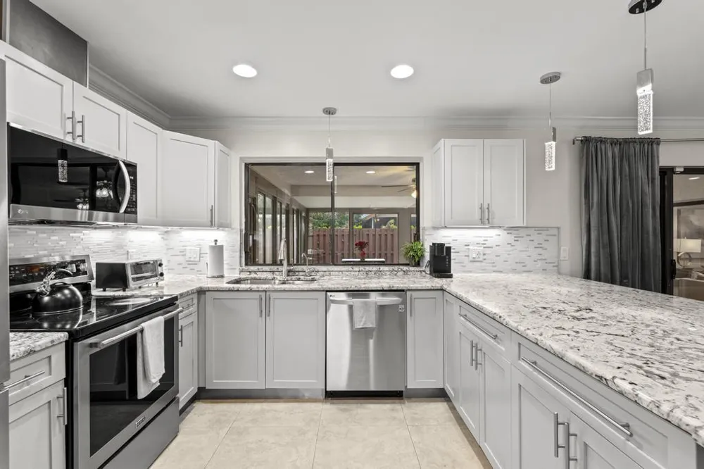 13575 COLUMBINE AVENUE Wellington, FL 33414