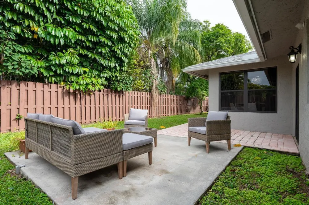 13575 COLUMBINE AVENUE Wellington, FL 33414