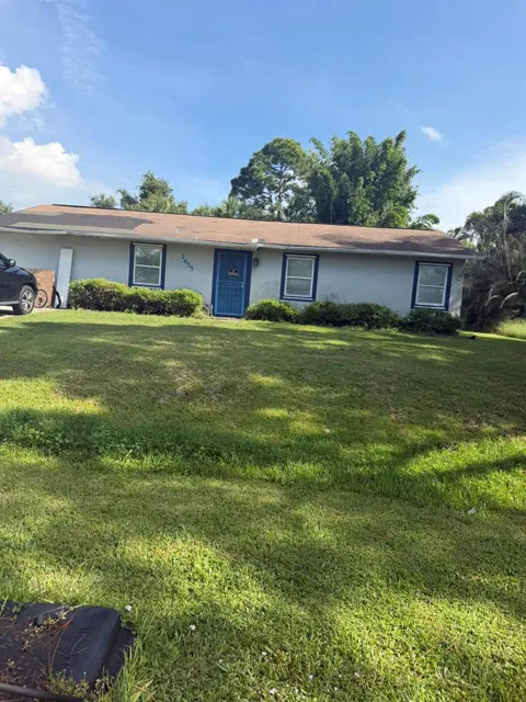 1655 SW Escobar Lane