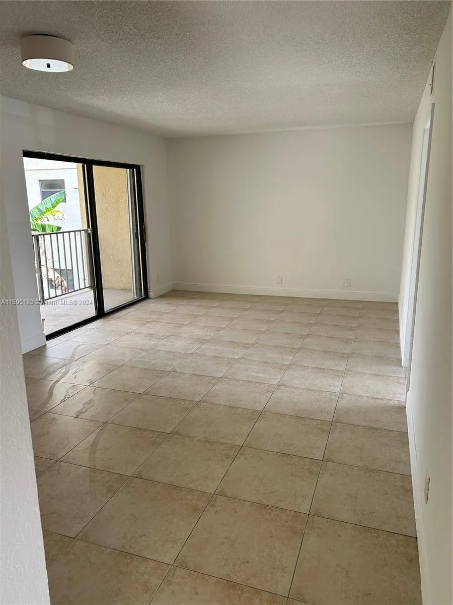 1445 LAKE CRYSTAL DRIVE #H West Palm Beach, FL 33411
