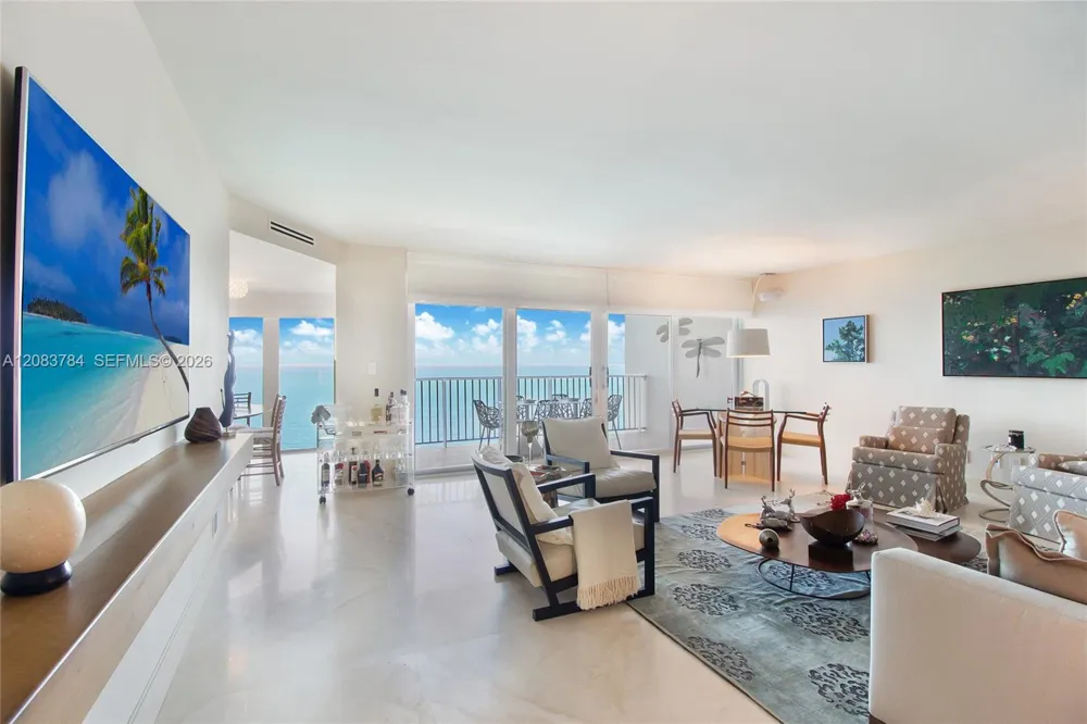 881 Ocean Dr #25E Key Biscayne, FL 33149