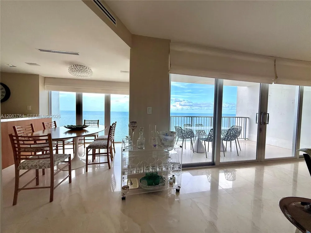 881 Ocean Dr #25E Key Biscayne, FL 33149