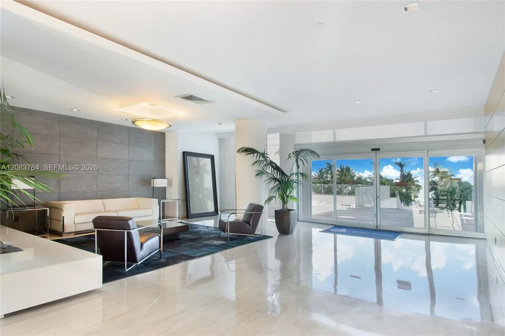 881 Ocean Dr #25E Key Biscayne, FL 33149
