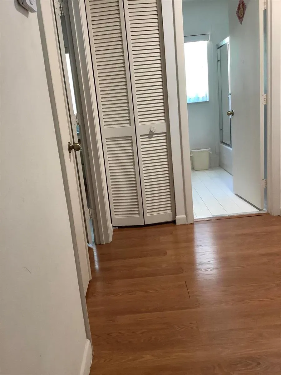 201 SW 98th Terrace Pembroke Pines, FL 33025