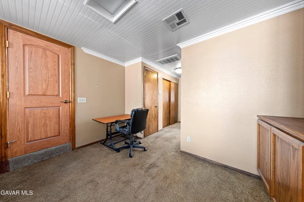 43029 Ed Halley Place Lancaster, CA 93536