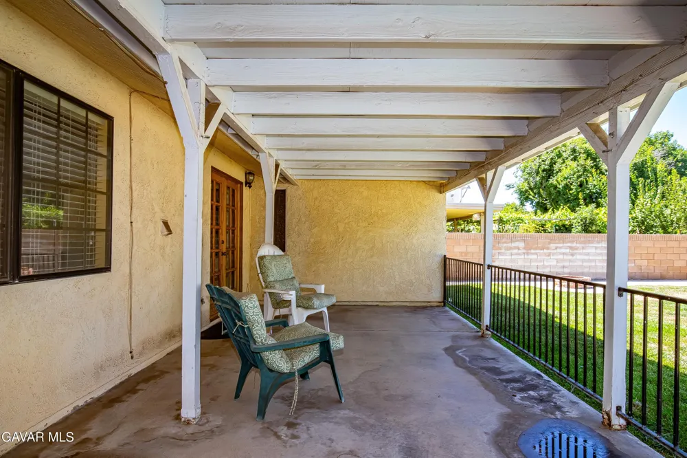 43029 Ed Halley Place Lancaster, CA 93536