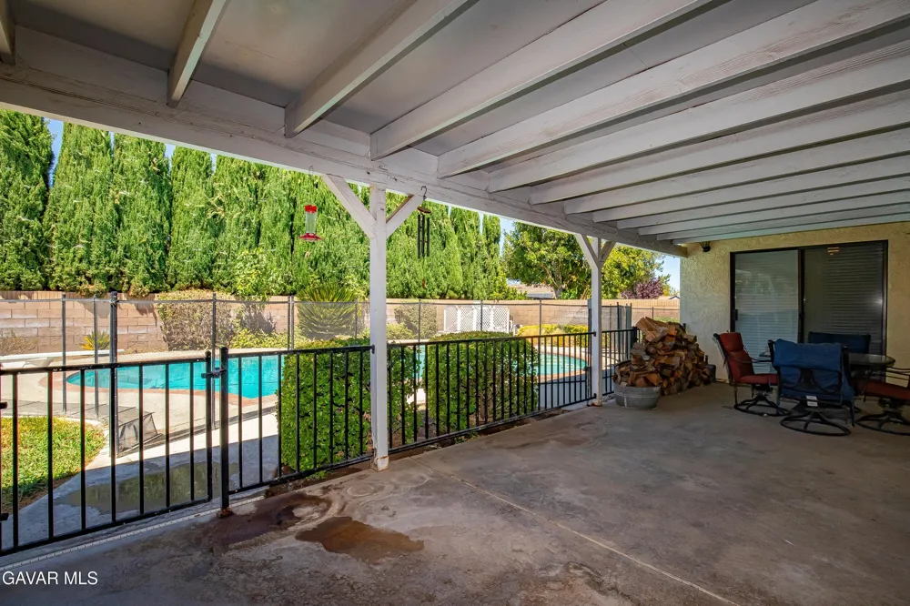43029 Ed Halley Place Lancaster, CA 93536