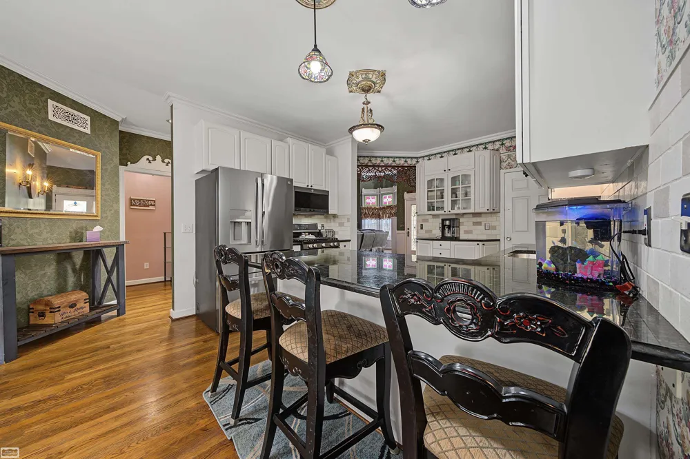 212 Victoria Court Court St Clair City, MI 48079