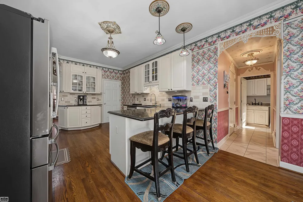 212 Victoria Court Court St Clair City, MI 48079