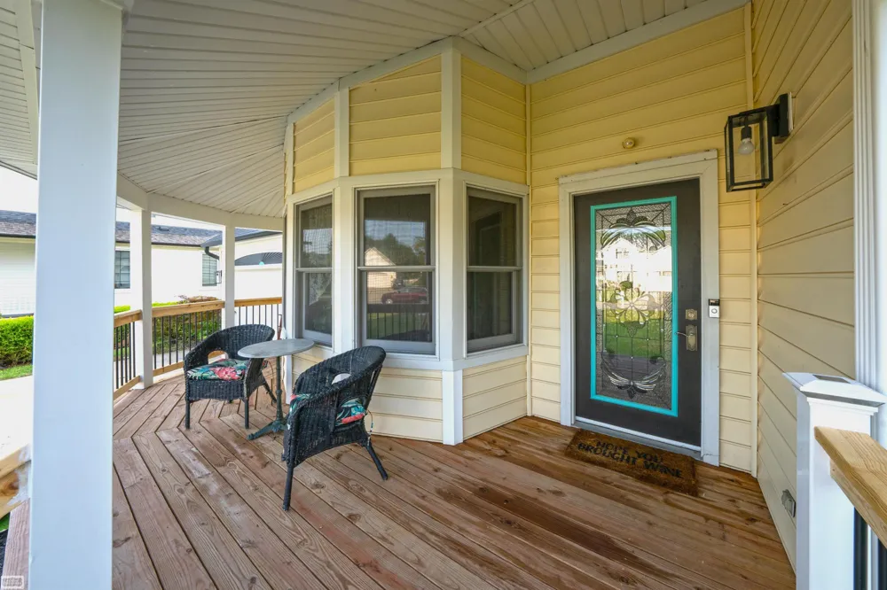 212 Victoria Court Court St Clair City, MI 48079