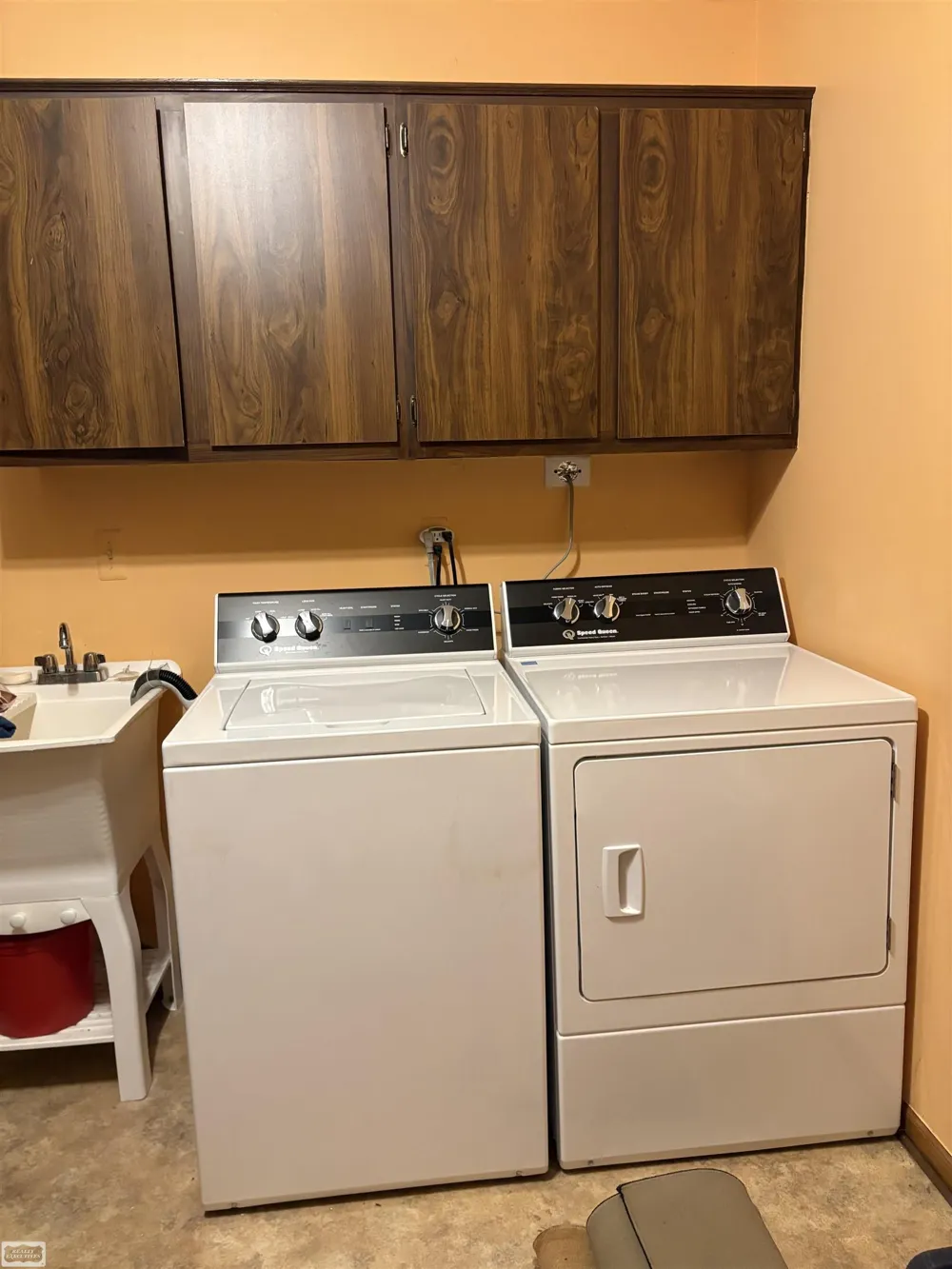 20349 Palm Meadow Dr Drive Clinton Charter Township, MI 48036