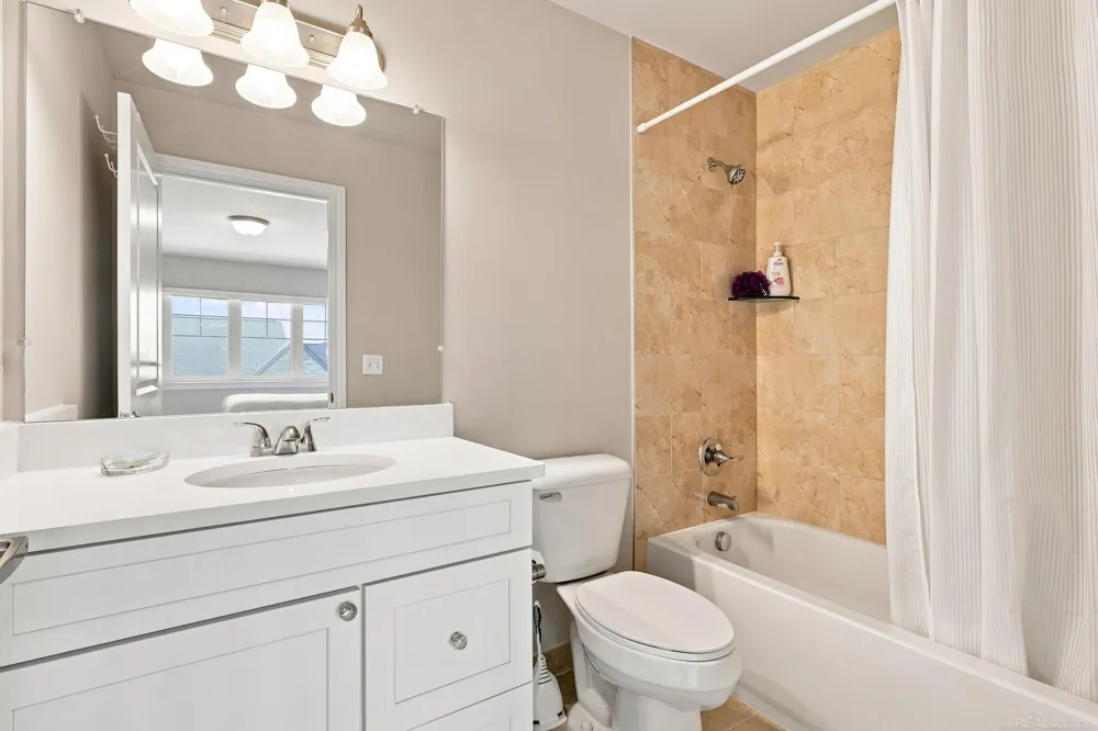 535 Cornerstone Drive Oxford Charter Township, MI 48371