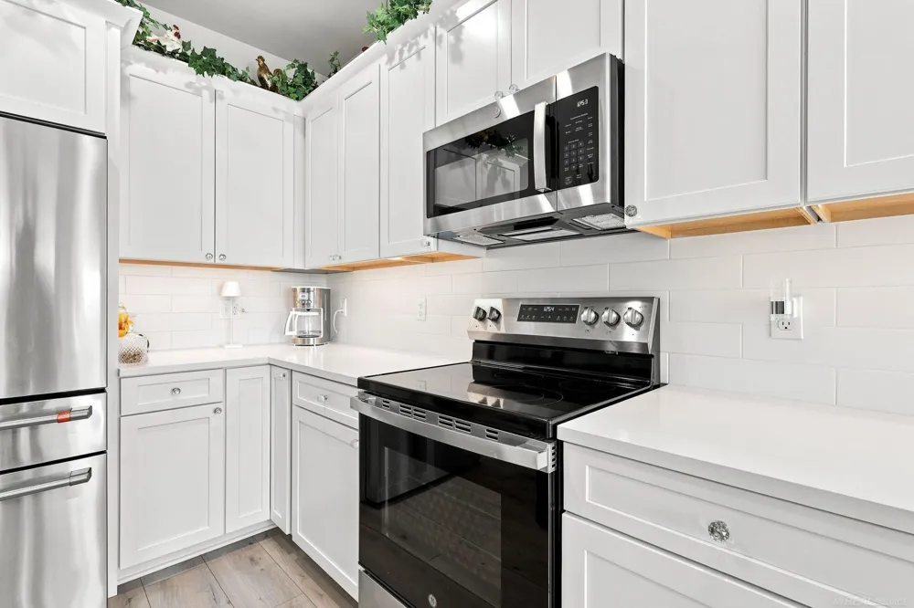 535 Cornerstone Drive Oxford Charter Township, MI 48371