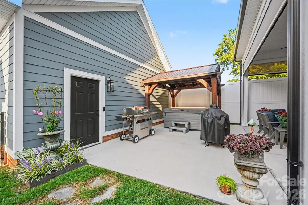 131 W F STREET Kannapolis, NC 28081
