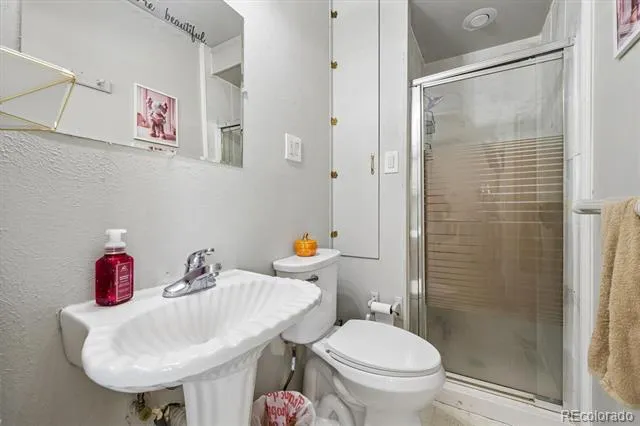 641 Badding Drive Thornton, CO 80229