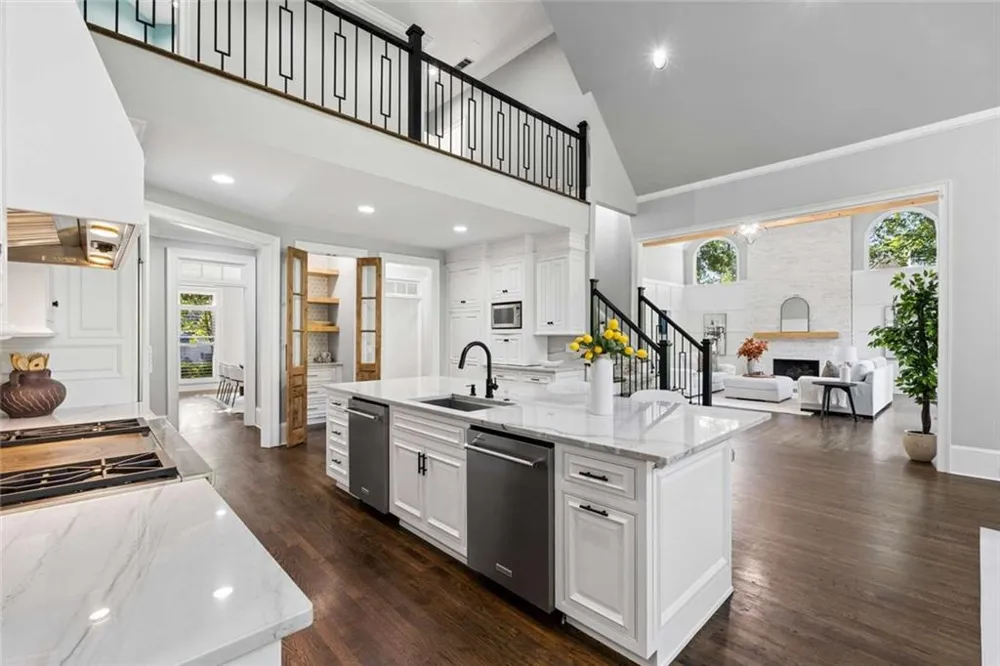 3977 Merriweather Woods Johns Creek, GA 30022