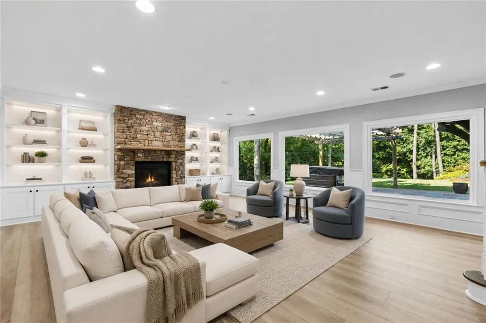 3977 Merriweather Woods Johns Creek, GA 30022