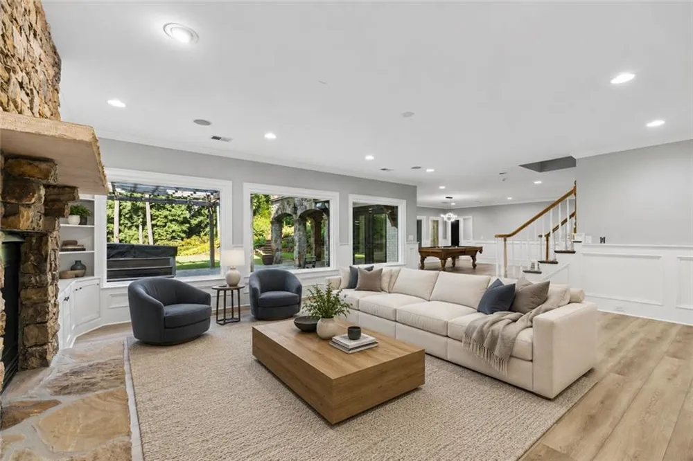 3977 Merriweather Woods Johns Creek, GA 30022