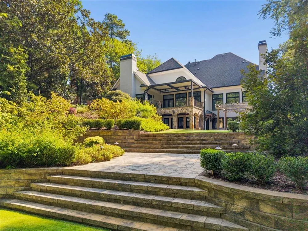 3977 Merriweather Woods Johns Creek, GA 30022