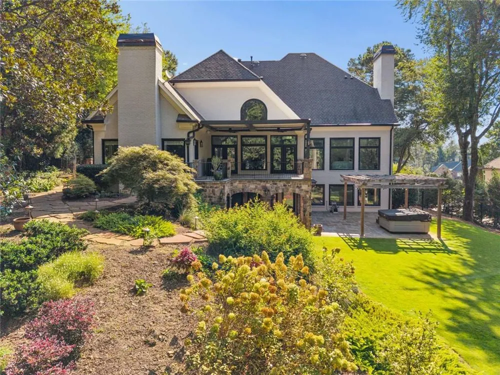 3977 Merriweather Woods Johns Creek, GA 30022