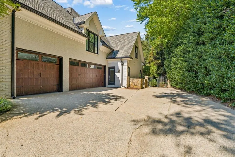 3977 Merriweather Woods Johns Creek, GA 30022